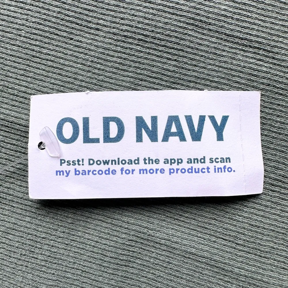 🆕Old Navy Green Crew Neck Tank Top - Image 6