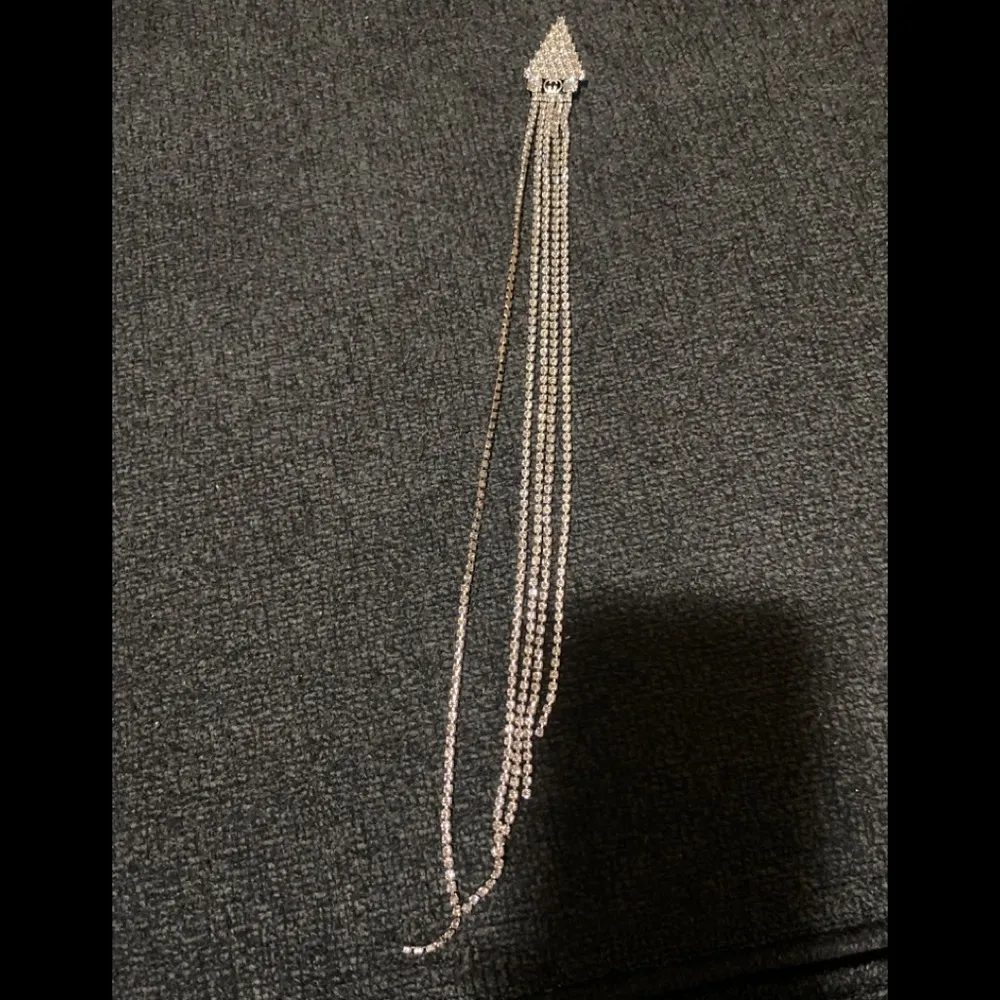 Gucci Single Crystal Drop Earring - Image 2