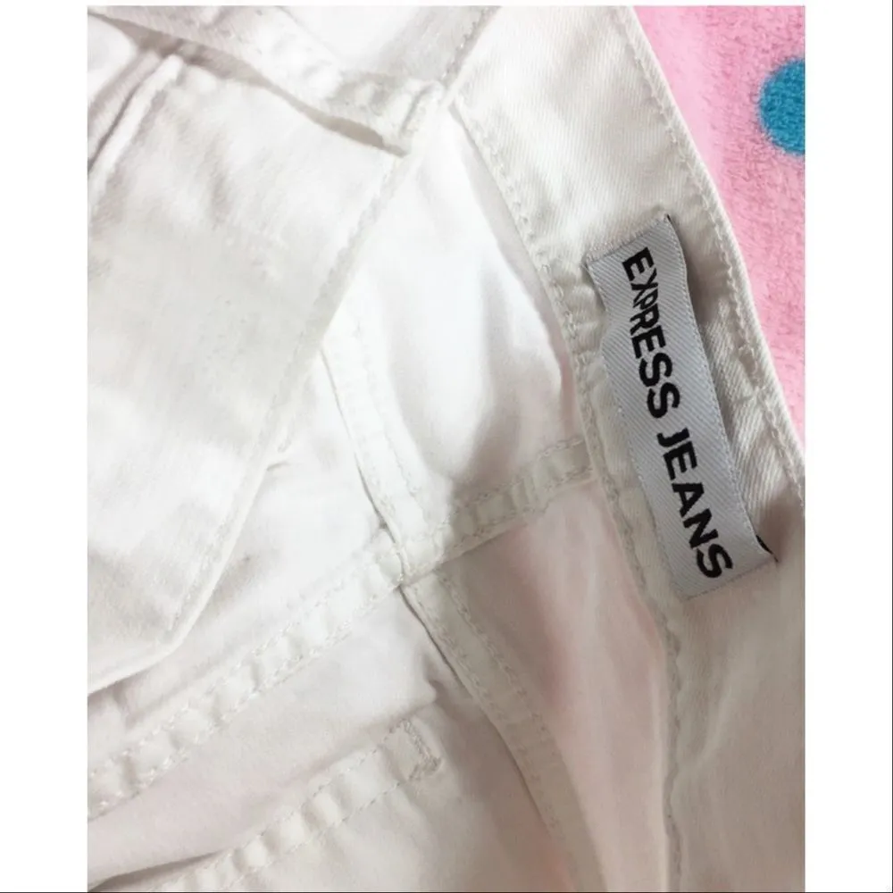 ✨HP ✨White Destroyed Denim Cutoff Shorts✨ - Image 7