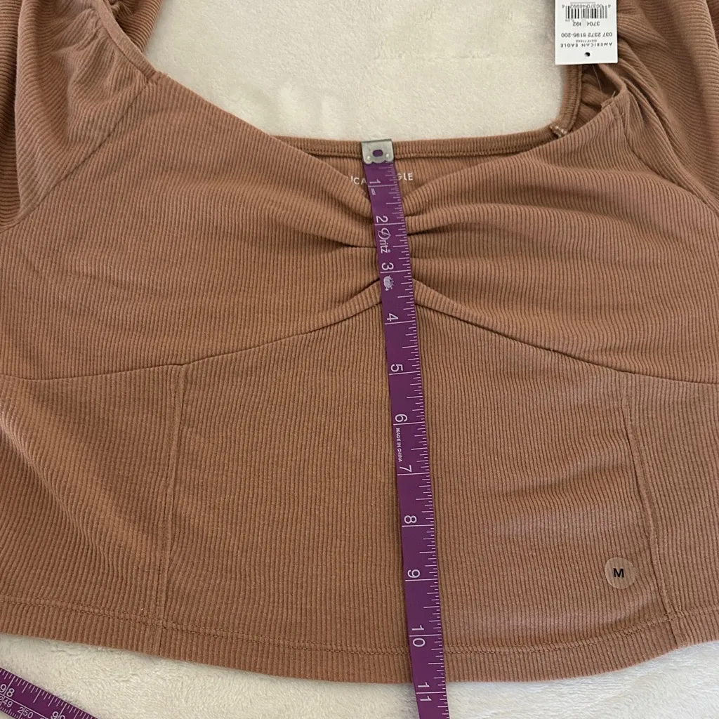 American Eagle Outfitters Tan Off-Shoulder Crop Top NWT - Image 6