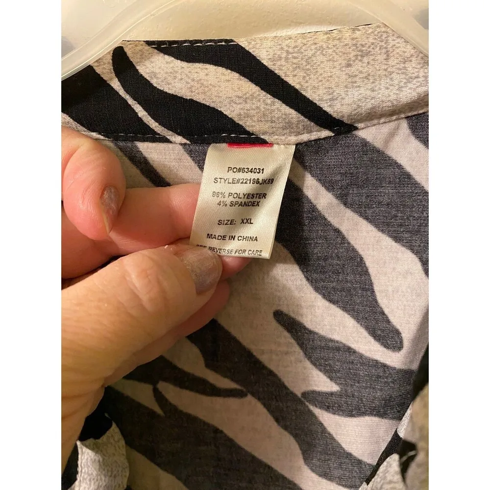 Zebra print v neck tie back top size xxl Y2K Black - Image 4