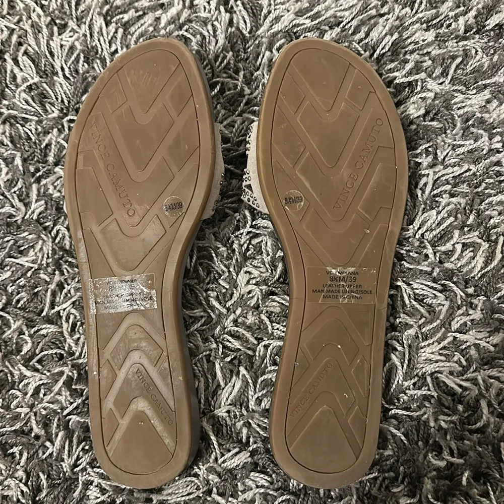 Vince Camuto Silver/Gray Sandal - Image 3