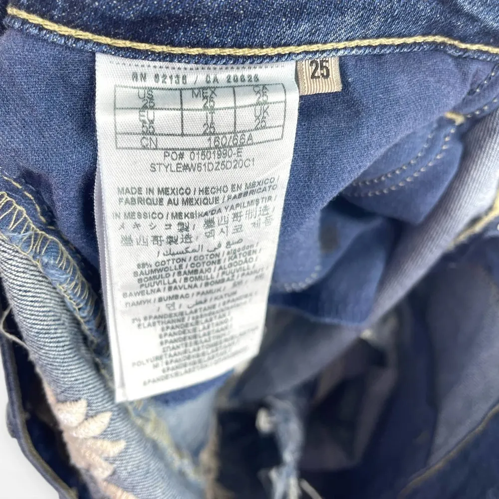 00s GUESS Vintage Blue Floral Embroidered Cut Off Denim Shorts - Image 9