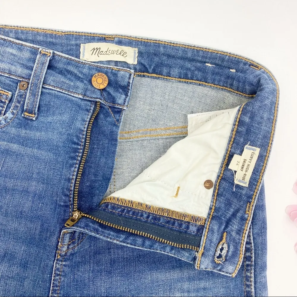 Madewell Curvy High Rise Skinny Jeans Drop Step Hem Edition : Annabelle Wash - Image 8