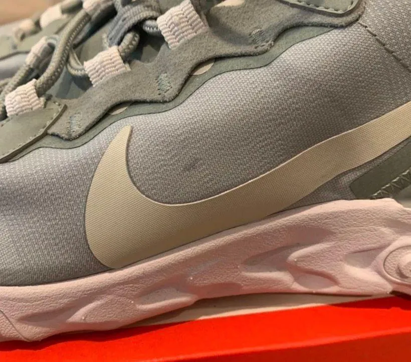 React Element 55 Shoes Sz 6 - Image 5