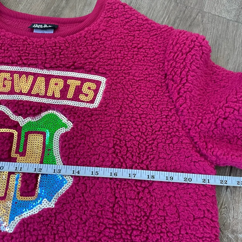 Harry Potter Hogwarts Pink Fuzzy Sherpa Sweatshirt ~ Sequins ~ Juniors Size L - Image 11