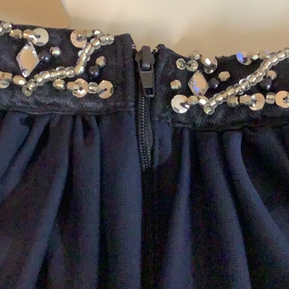 Sequin Hearts Size 5 Juniors' Layered Bedazzled Waist Flowing Skirt. New - Image 5