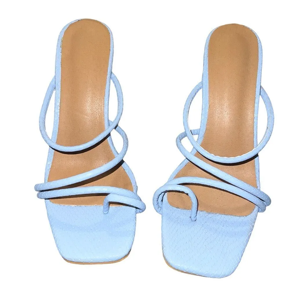 ✨Light Blue Snakeskin Slip On Heels✨ Blue Size 6.5 - Image 4