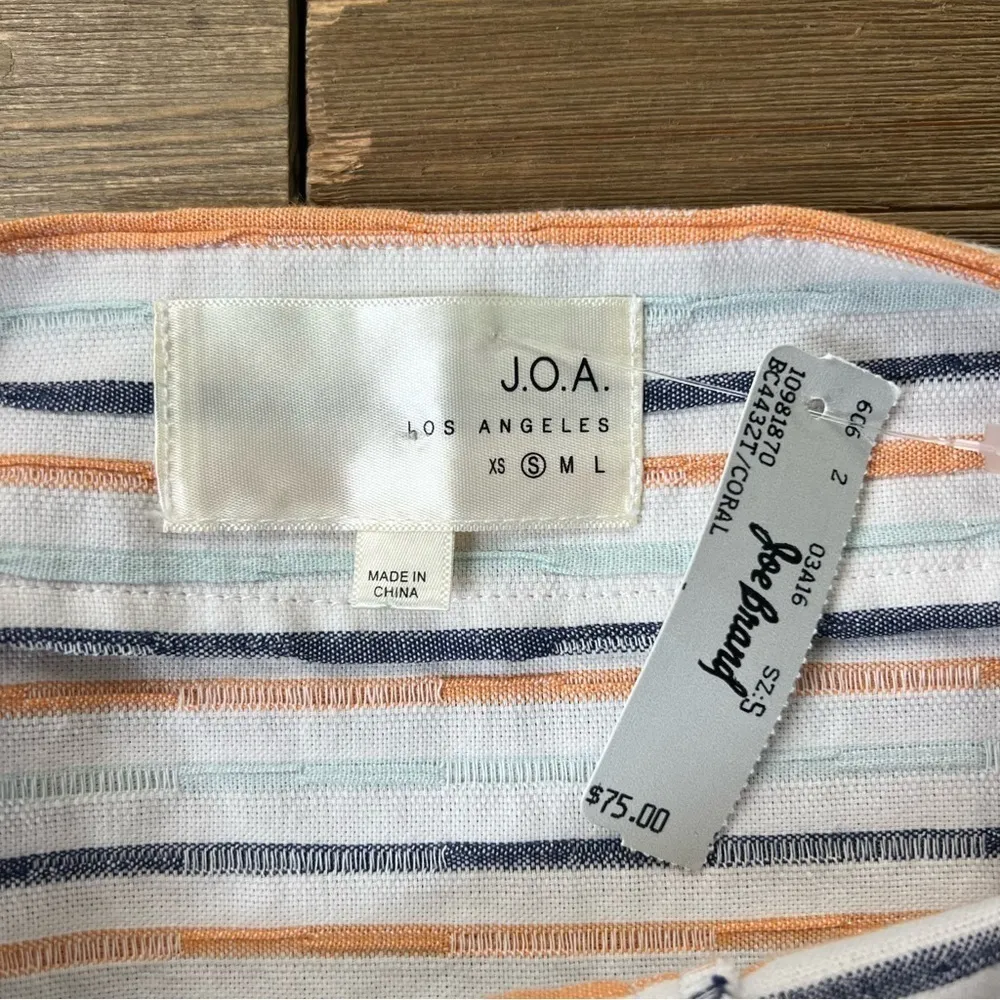 NWT J.O.A. Sleeveless Stripe Top in Coral Multi - Image 8