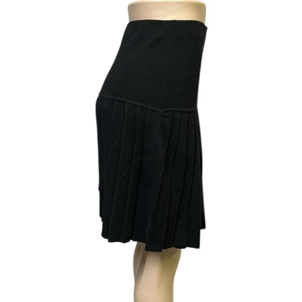 Adrienne Vittadini Black Pleated Wool Blend Knit Skirt with Gold Pin Womens S - Image 4