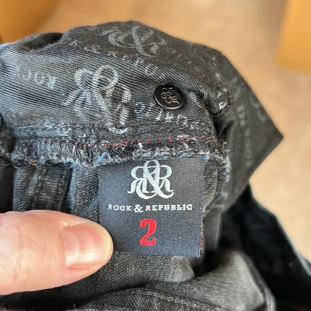 Rock & Republic Straight Washed Black Ankle Length Jeans Size 2 - Image 7