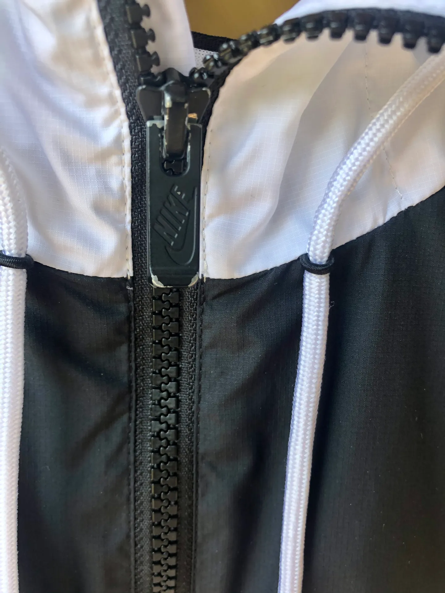 Nike Men’s Windbreaker  - Image 6