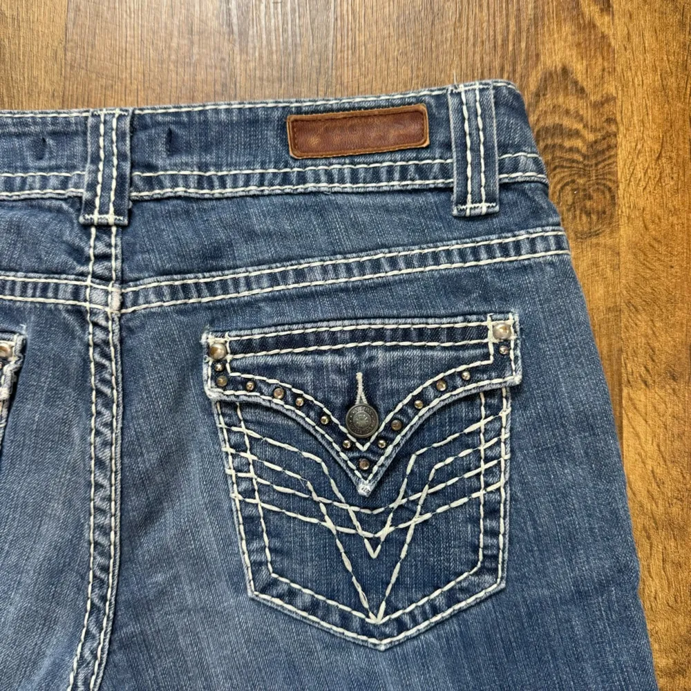 VIGOSS Womens Cut Off Shorts Sz 31 Medium Wash Raw Hem Distressed - Image 9