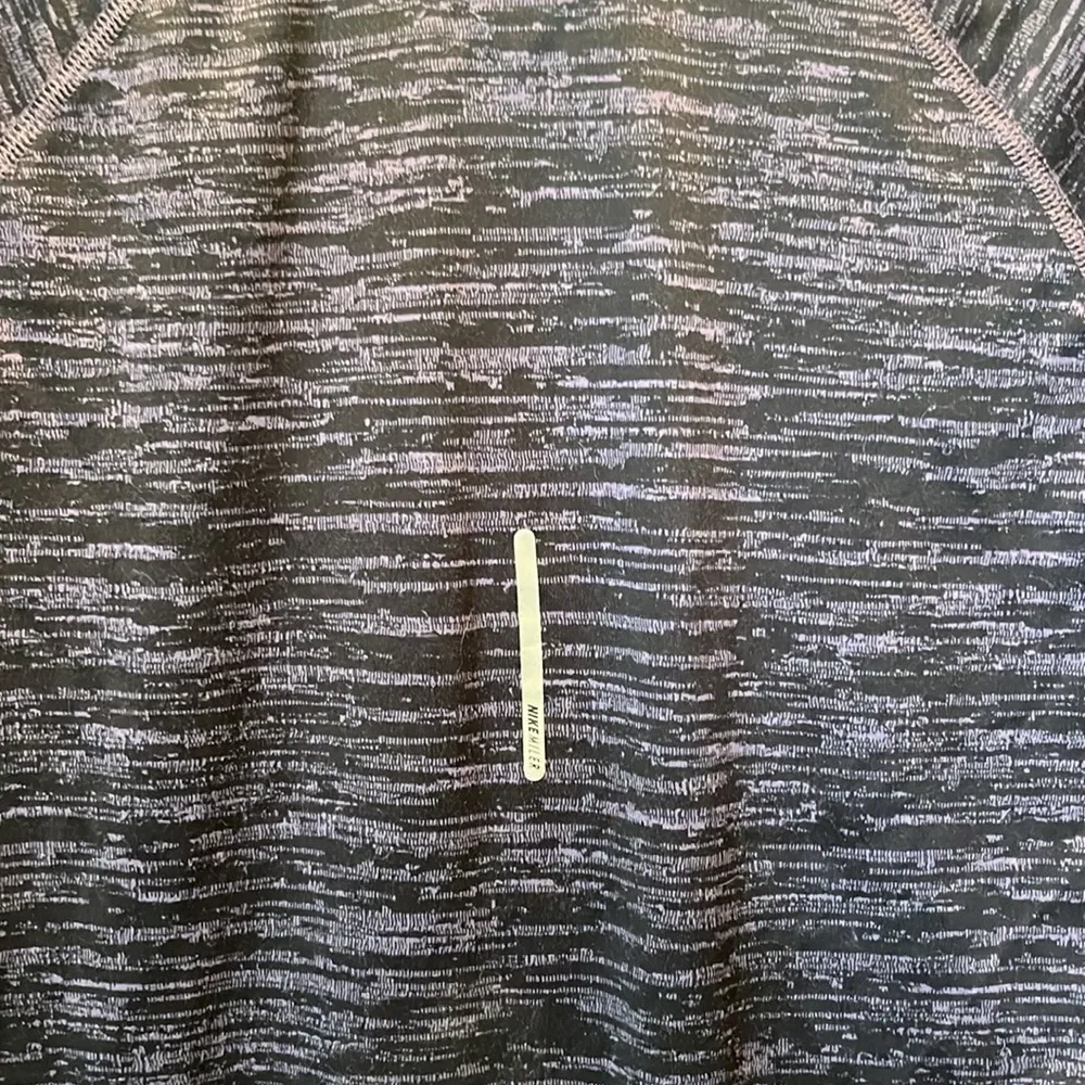 Nike Running Women’s Miler Running Athletics T Shirt Size Medium - Image 7