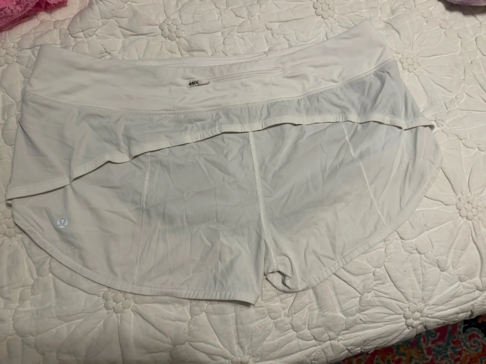 Lululemon Speed Up Shorts 2.5" Low-Rise White - Image 2