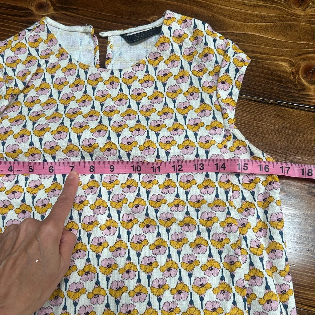 Zara Trafaluc Floral Patterned Top - Image 4