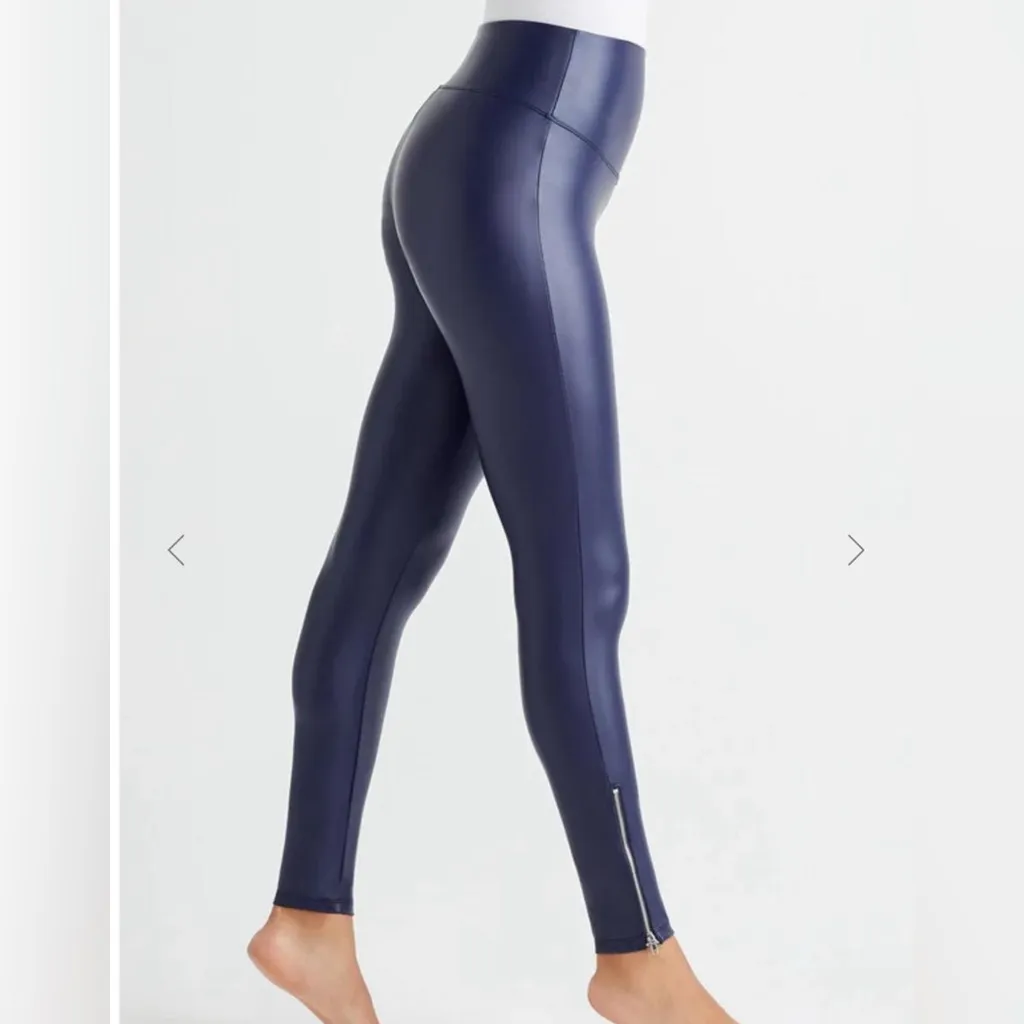 Yummie Faux Leather Shaping Legging W/ Side Zip - Image 3