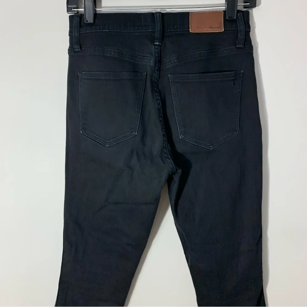 Madewell 10” High Riser Skinny Skinny Distressed Raw Hem Jeans Size 25 - Image 8
