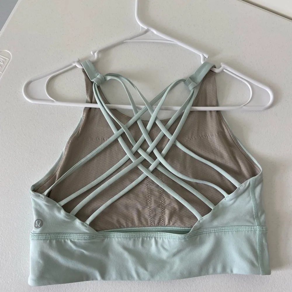 Lululemon  women’s strappy cross-back active top —‎ medium - Image 4