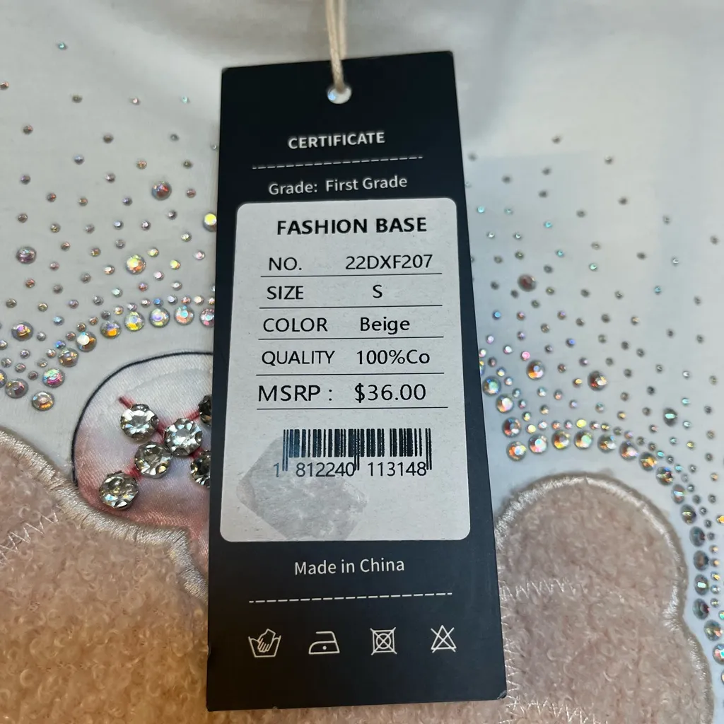 NWT cute adorable top! White - Image 2