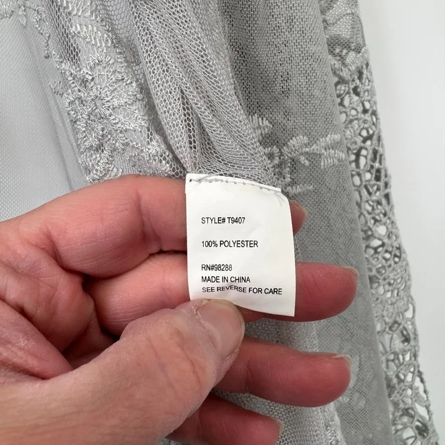 Cal Style Kimono Top Womens XL Silver Lace Crochet Witchy Romantic Fairy Gray - Image 5