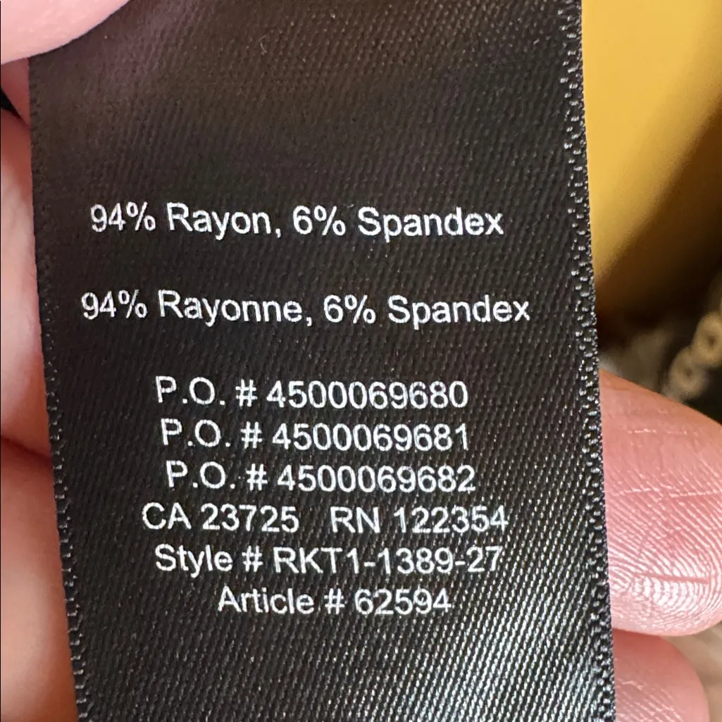 Babaton Aritzia Black Sleeveless Mock Neck Open Tie Back Top Size Large - Image 10