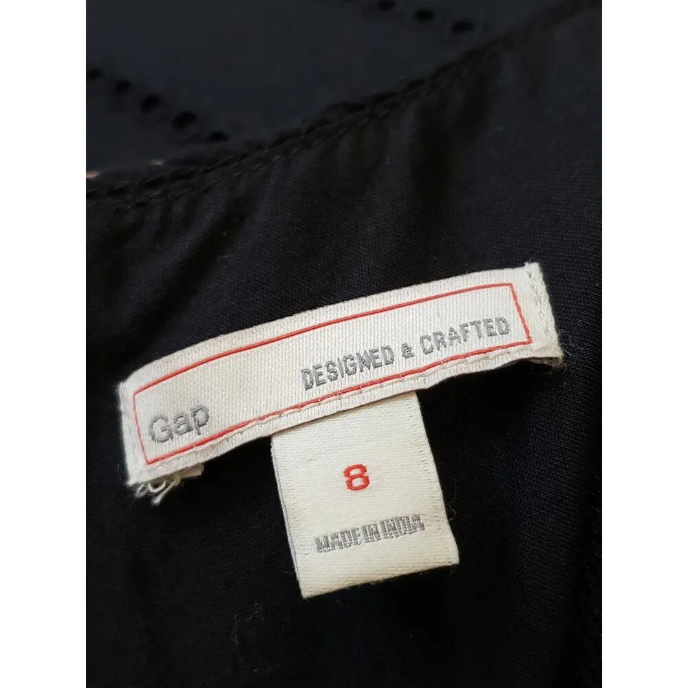 Gap Fit & Flare Dress Women's Size 8 Black Eyelet Short Sleeve Pleated Back Zip - Image 3