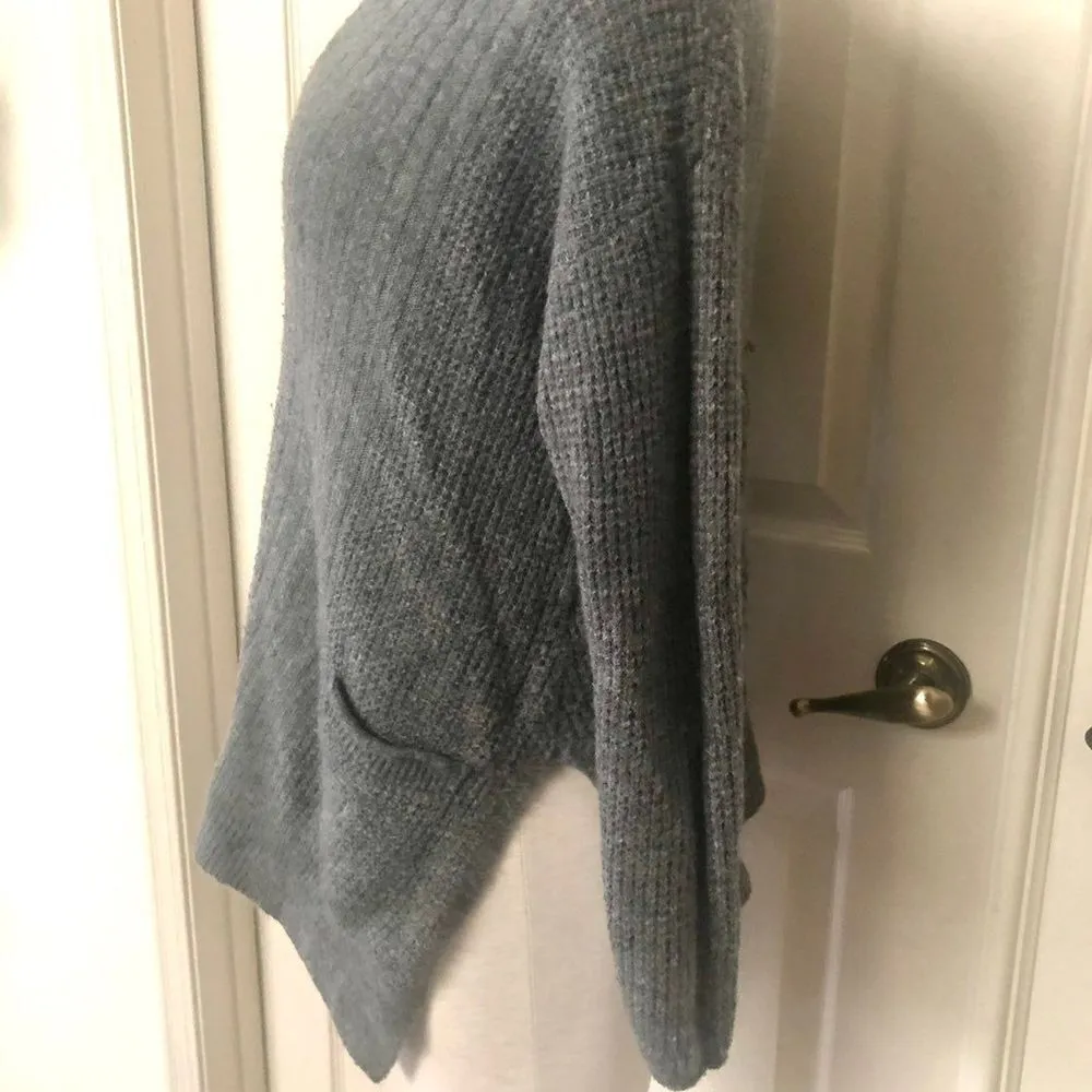 Nordstrom v neck grey sweater Size XS - Image 2