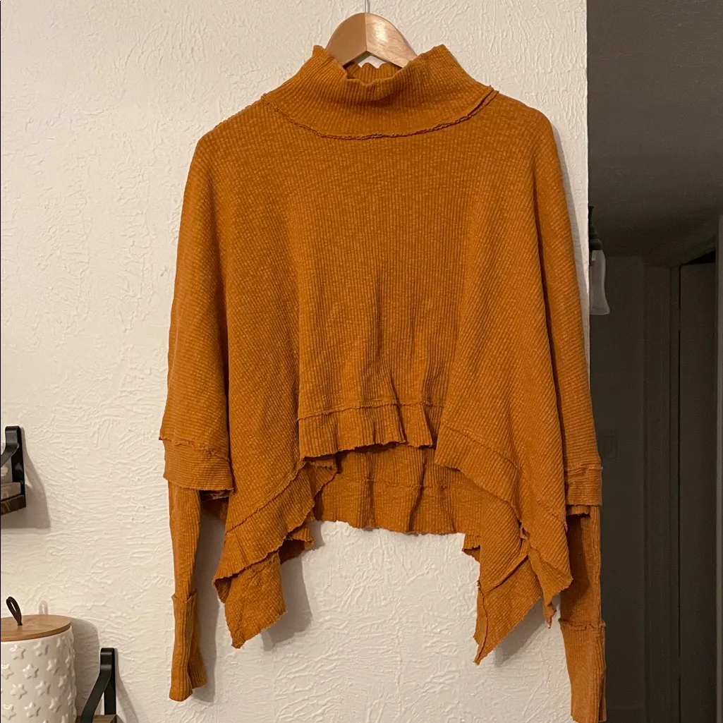 Free People Golden Cowl Neck Oversized Sweater Size Small - Image 3