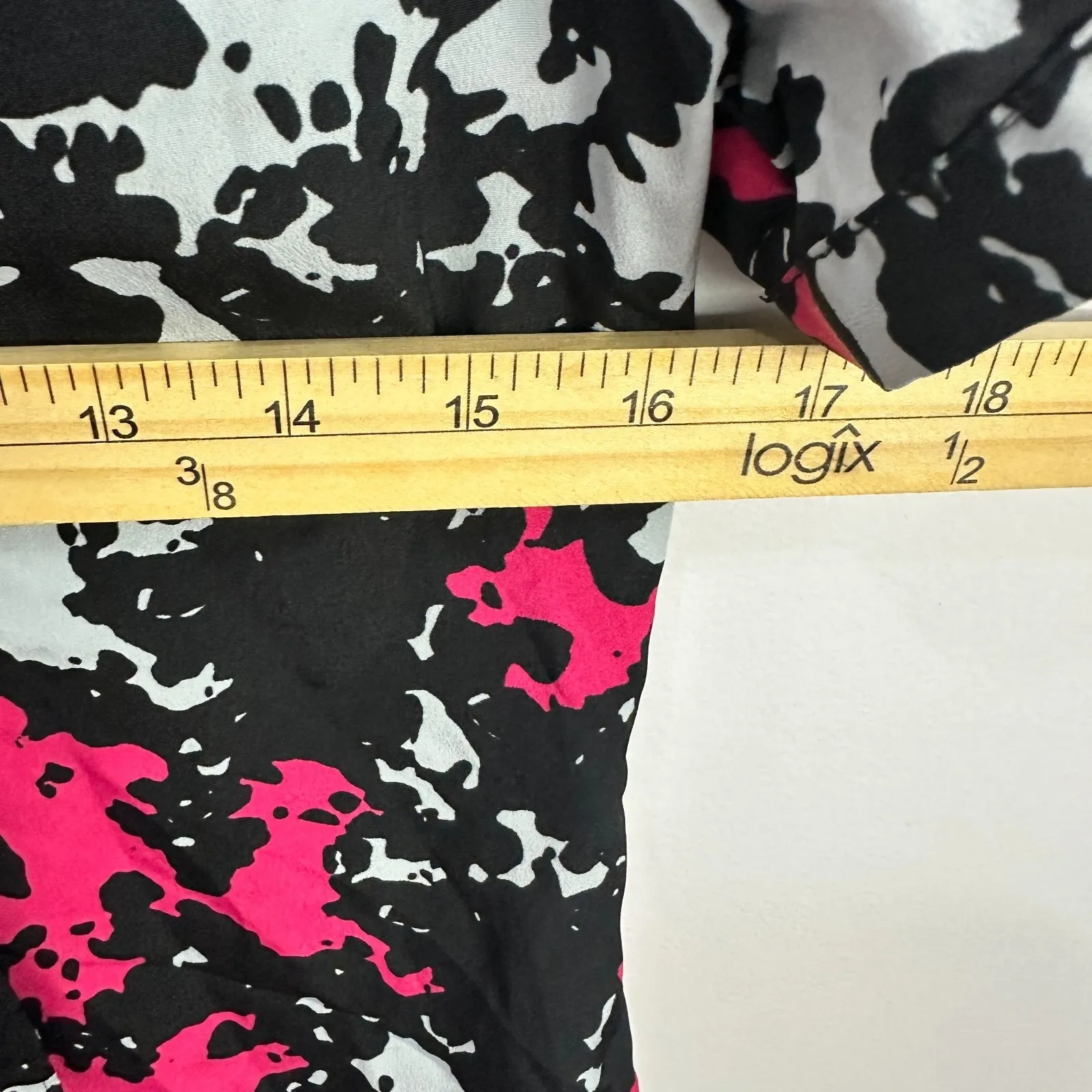 Banana Republic Top PXS Black Pink Abstract Tie‎ Neck Blouse Retro Y2K Career - Image 4