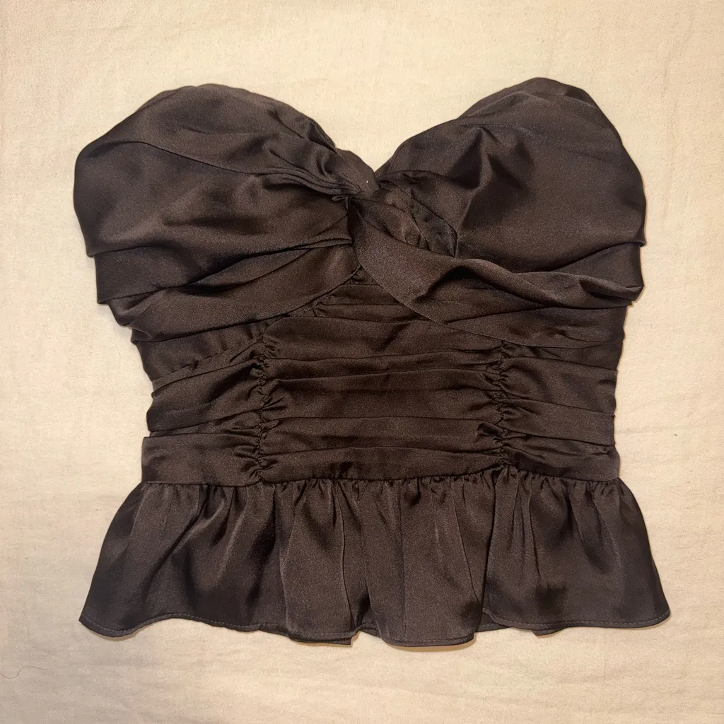 Express Satin Twist Front Peplum Tube Top - Image 4
