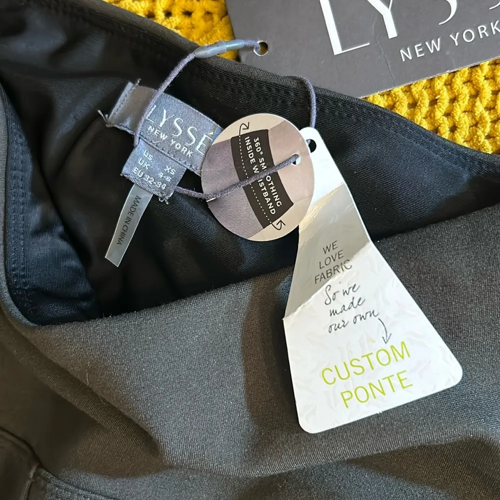 NWT  Size XS Deep Olive Leggings - Image 3