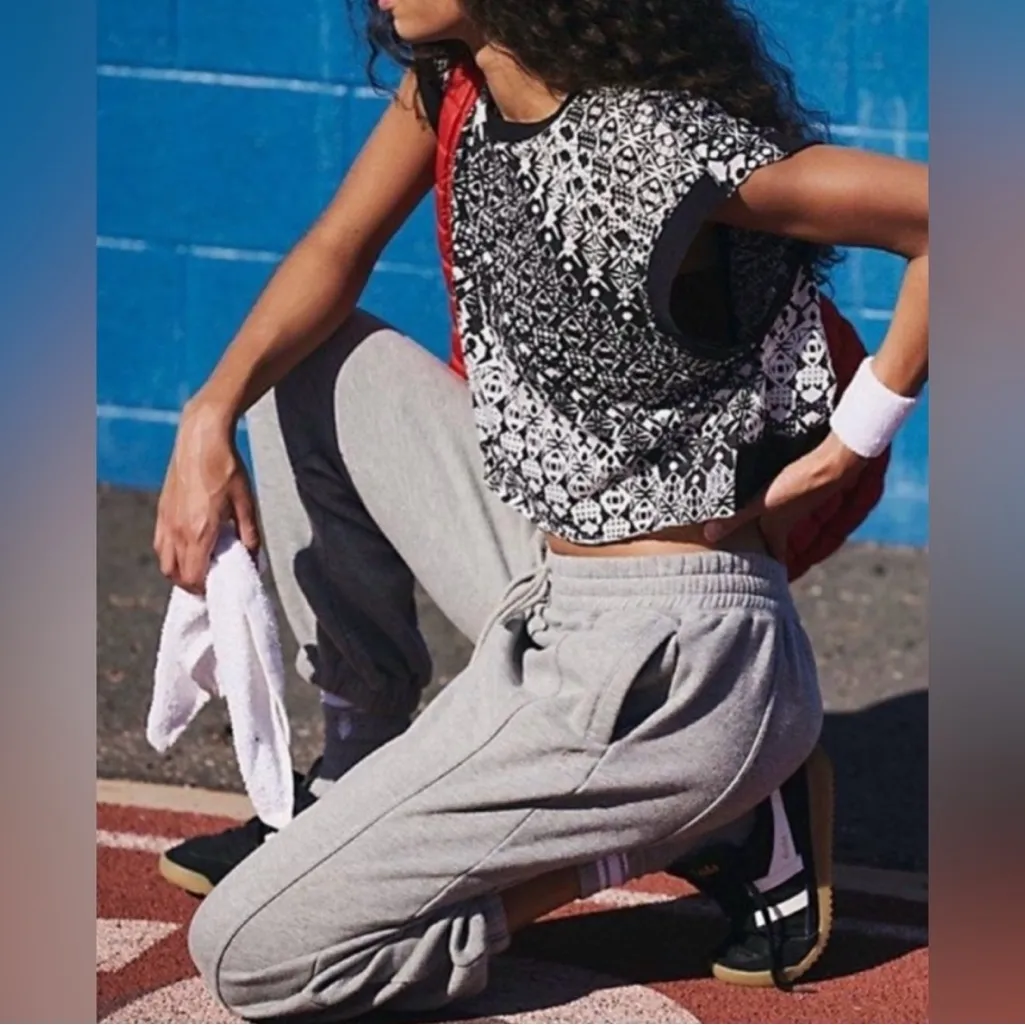 Free People Movement My Time Printed Tee Size Large NWT - Image 5