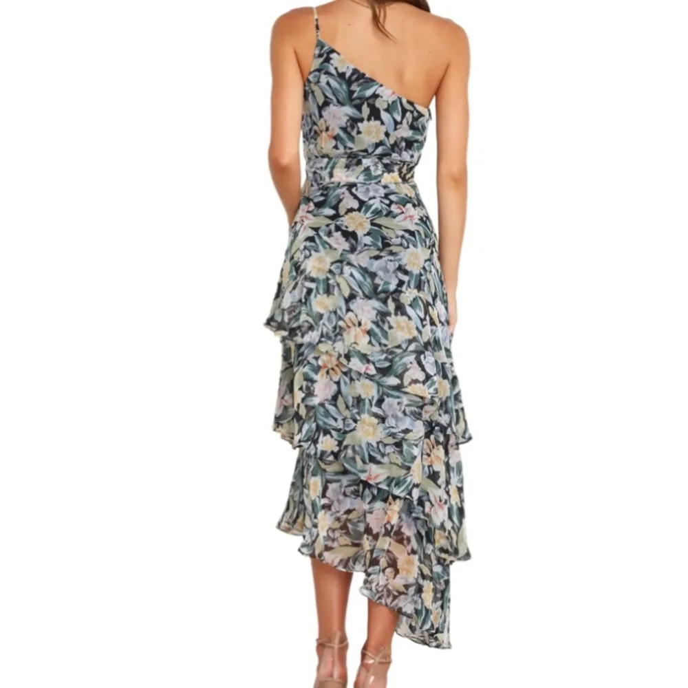 Petal & Pup Amren Floral One-Shoulder Tiered Asymmetric Dress - Image 4