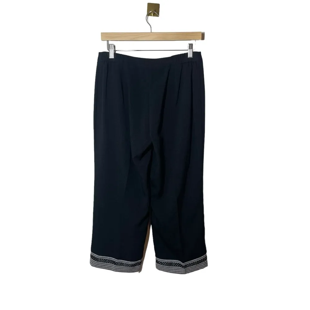 Vintage Fashion Bug Embroidered Floral Wide Leg Trousers in Black Size 10P - Image 4