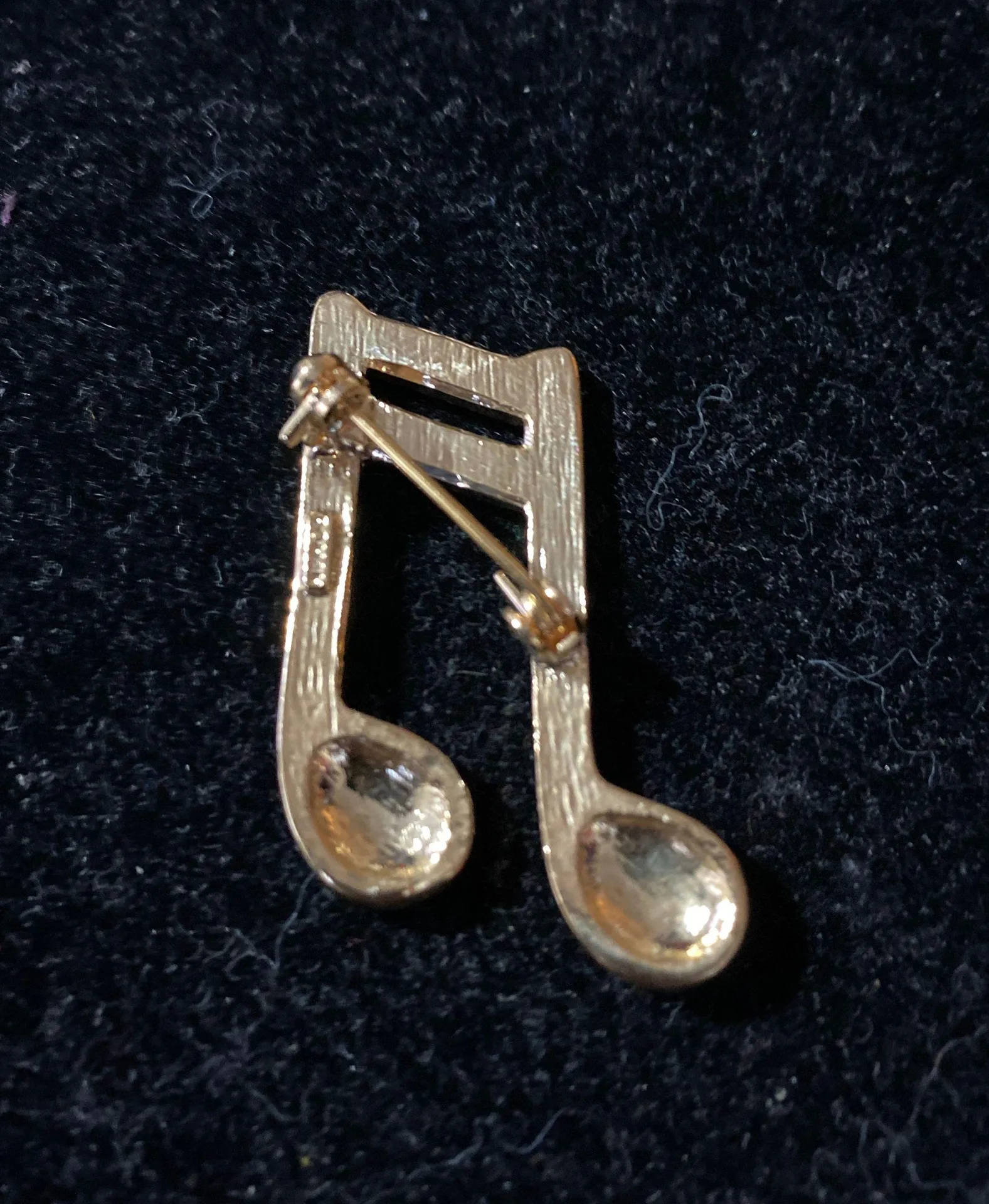 Swavorski New Music Pin - Image 2