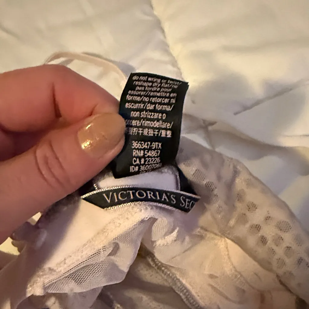 Victorias Secret Lace Animal Print Bodysuit in Light Pink - Image 3