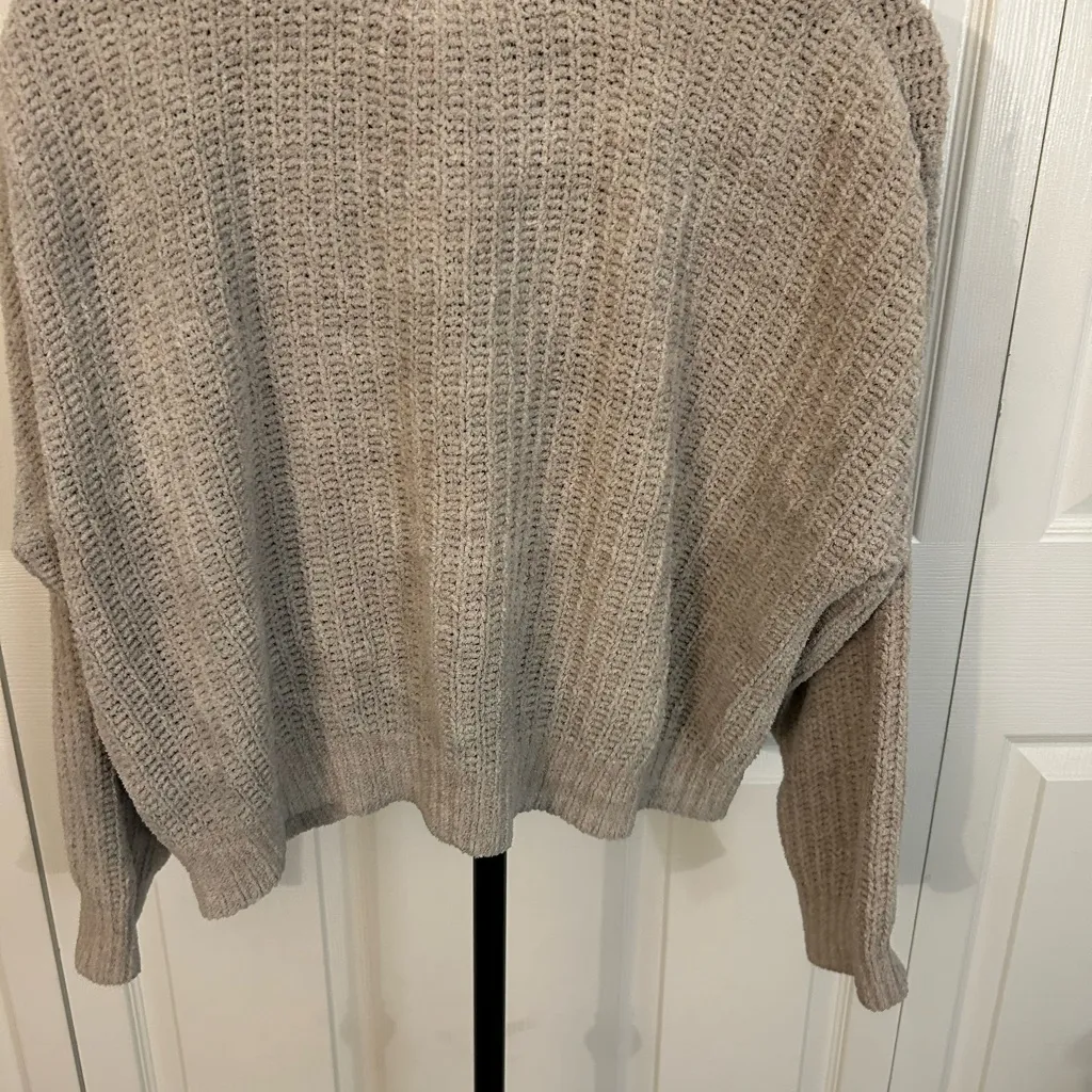 American Eagle oversized slouch sweater! Super soft and cozy - Image 5