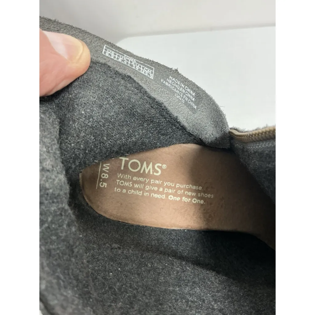 Womans Tom’s Ankle Boots 8.5 Gray Wedge Side Zip Round Toe - Image 8