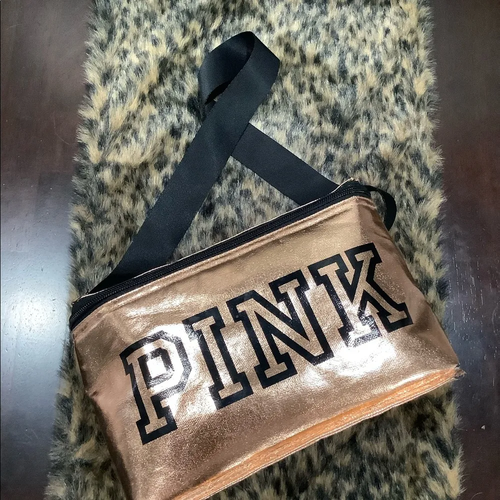 ROSE GOLD LUNCHBOX BY PINK BY VICTORIAS SECRET - Image 2