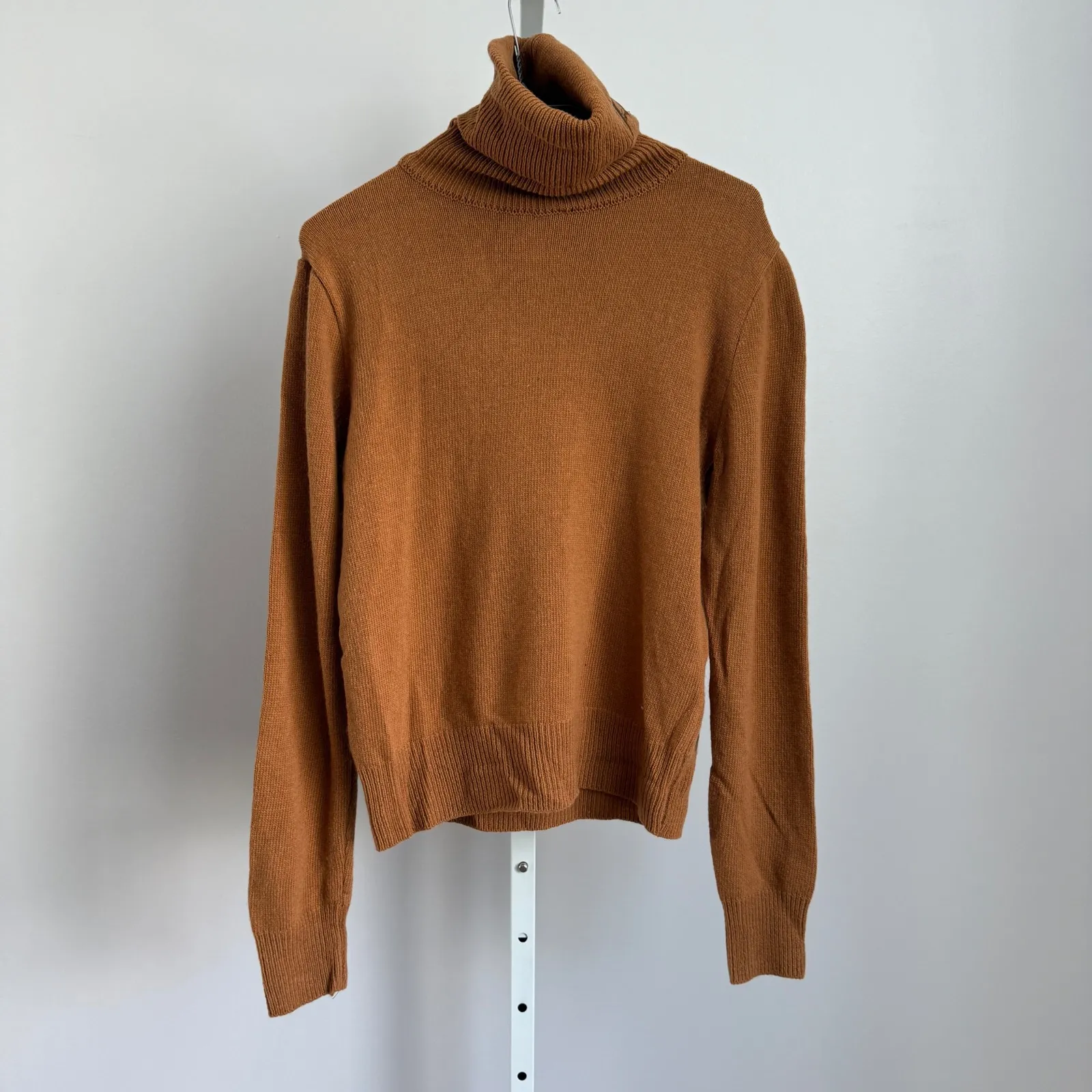 The Frankie Shop Brown Turtleneck Knit Top Cozy Staple sz L Minimalist‎ Neutral - Image 4