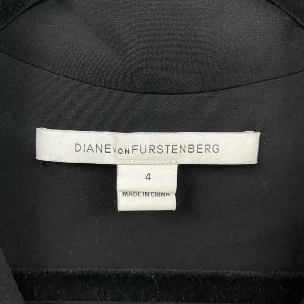 Diane Von Furstenberg Cathy TwoCrepe Jumpsuit:Size 4 - Image 4