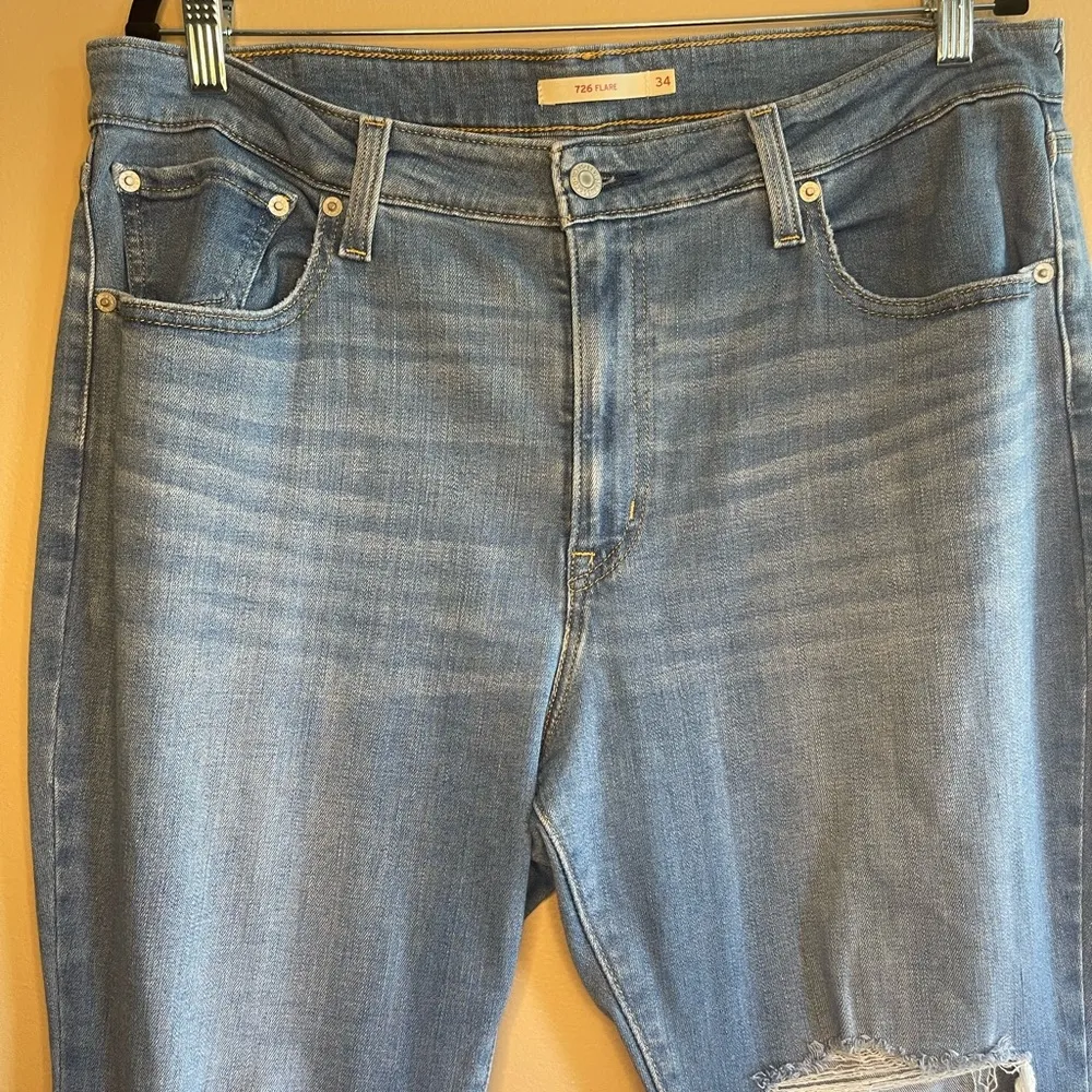 Levi’s 726 Flare Jeans | Size 34 (W34 L30) - Image 4