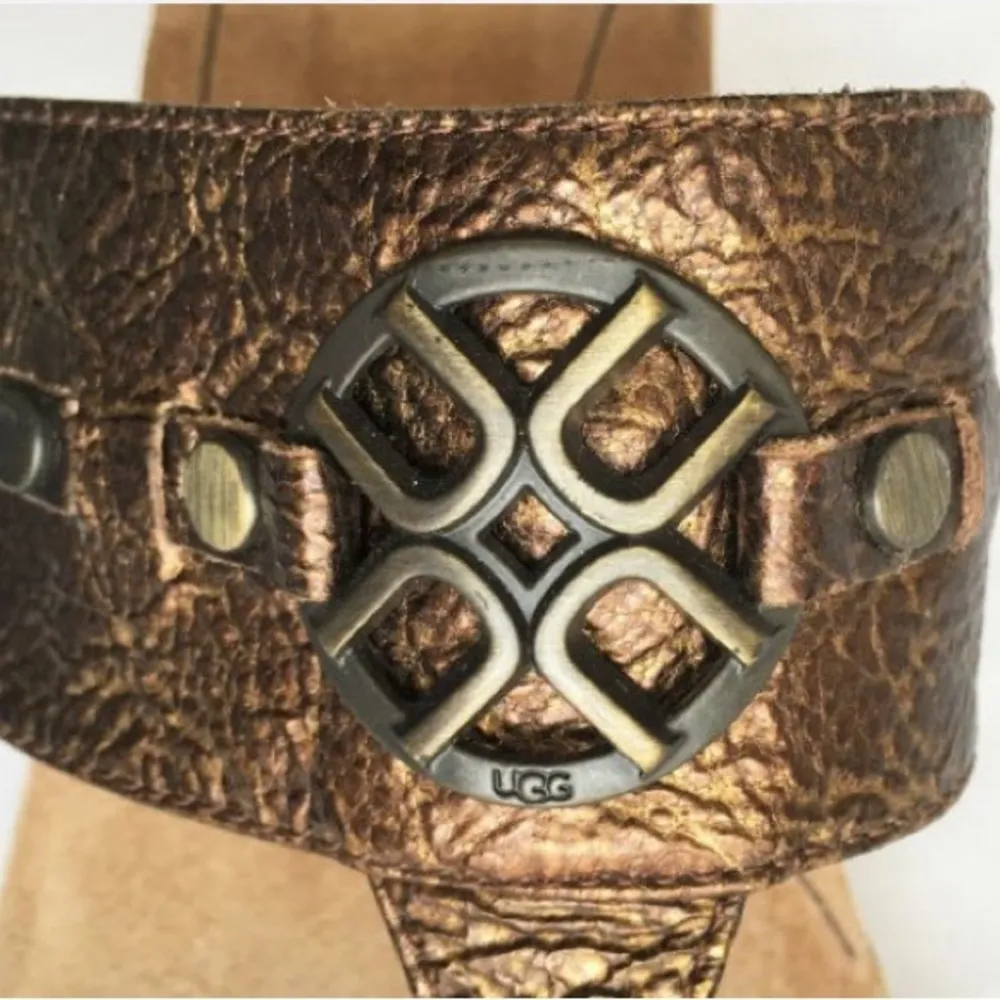 UGG Brielle Bronze Logo Sandals. Sz 8.5 - Image 3