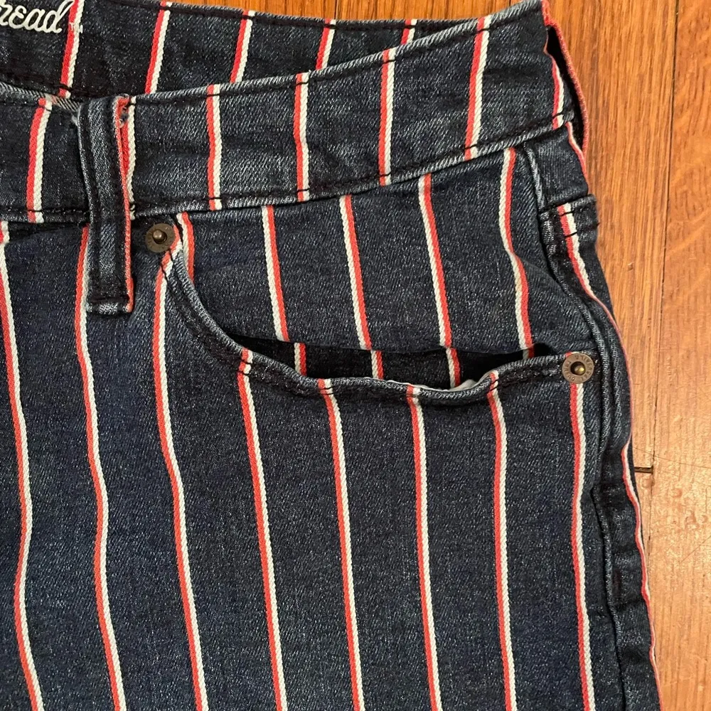 Universal Thread Red & White Pinstriped Shorts - Size 12 - Image 3