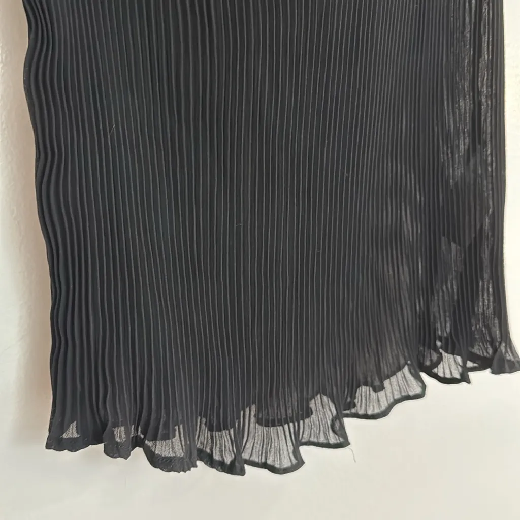 MOVING SALE - NEW Off the Shoulder Ruffle Lettuce hem black top - Image 6