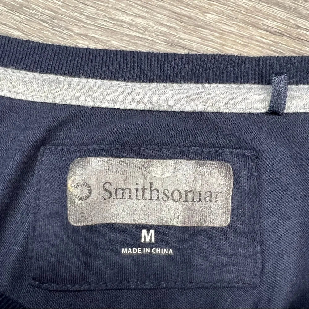 Smithsonian National Museum of National History Giraffe shirt size medium Blue - Image 8