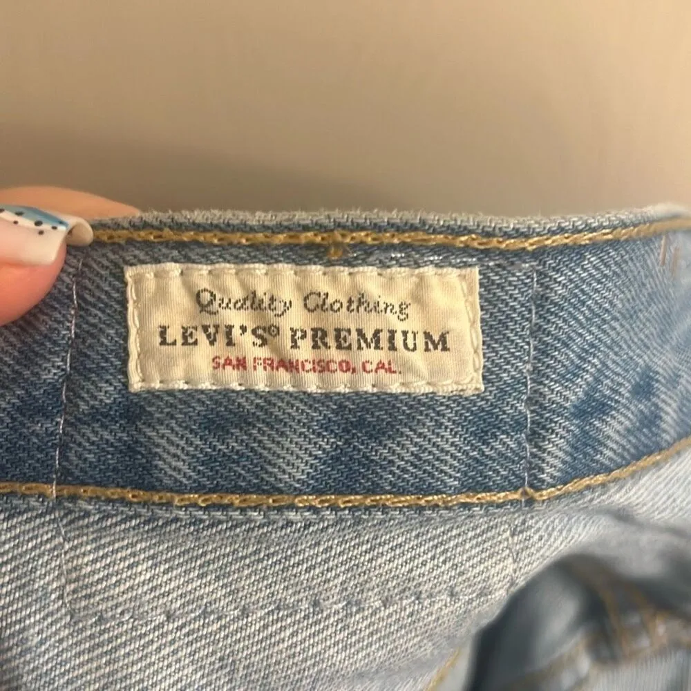 ✨Levi's® Premium 501® ORIGINAL FIT HIGH RISE WOMEN'S SZ 29 SHORTS✨ - Image 11
