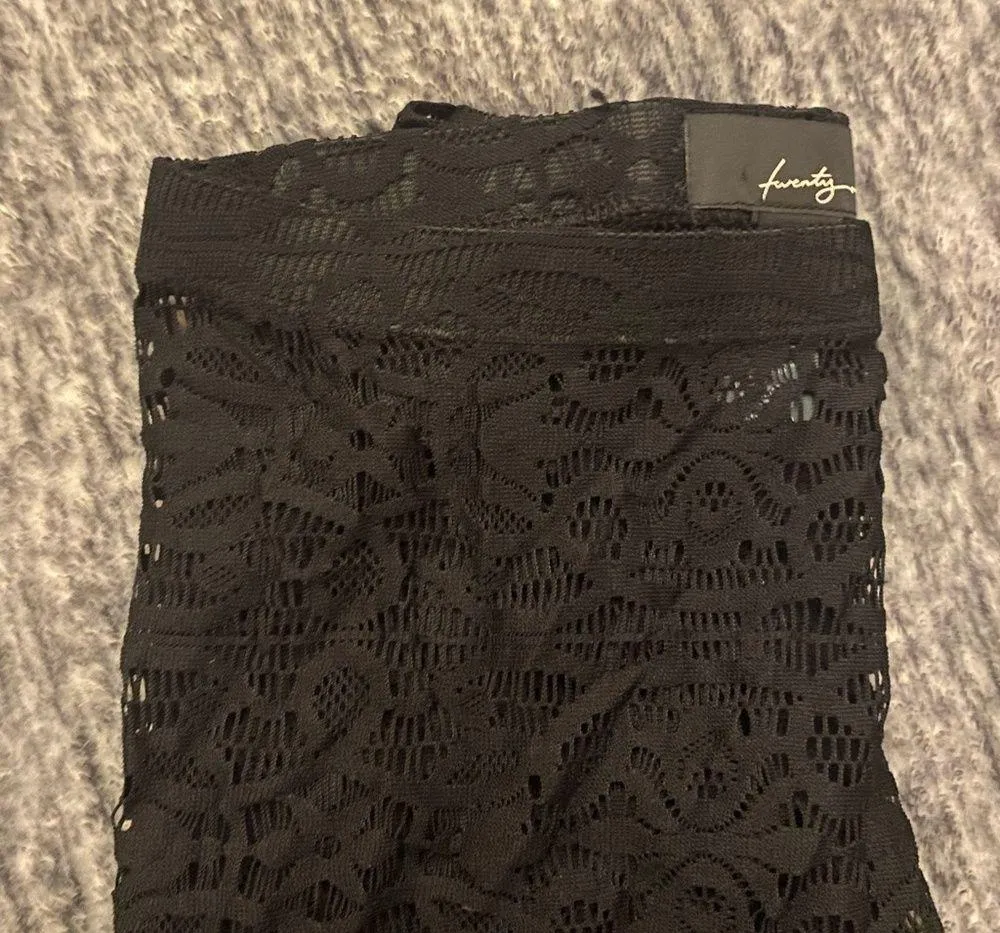 TWENTY ONE black lace leggings Medium (FOREVER 21) NWOT (Forever 21) - Image 5