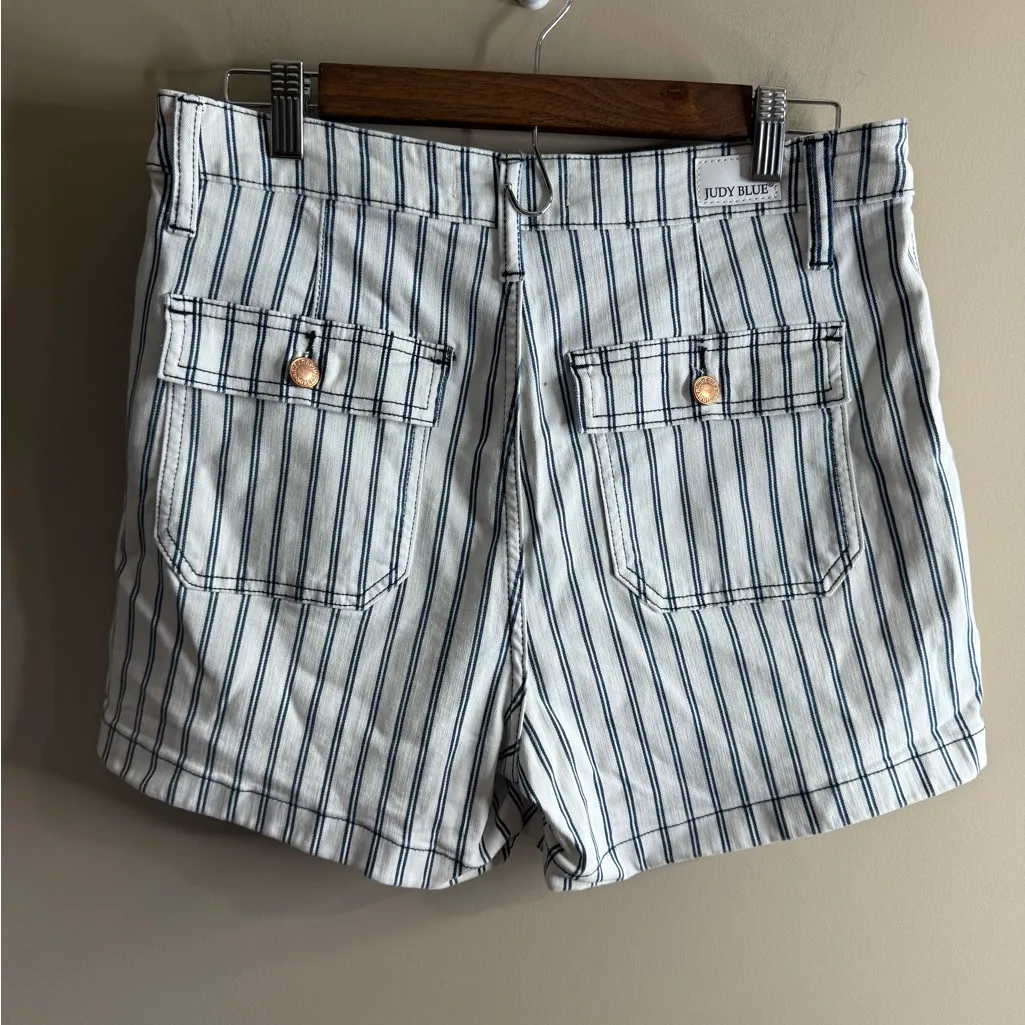Judy Blue Navy and White Striped High Waist Shorts size large - Image 6